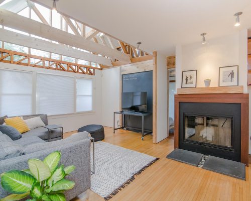 view of a living room enhanced after fresh coating maintenance